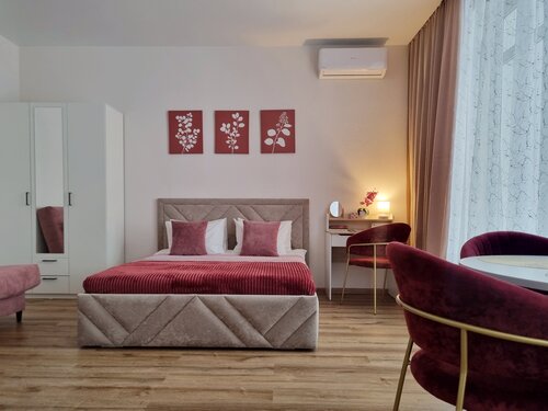 Апартаменты Рыжий Кот Комфорт (красивая квартира возле Вокзала) в Барнауле