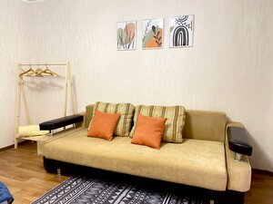 отель Первостроителей 5