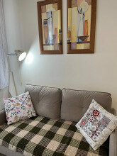 Квартира Квартира с новым ремонтом на первом этаже окна выходят на парковку