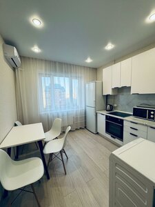Квартира 5-й микрорайон, 35Б
