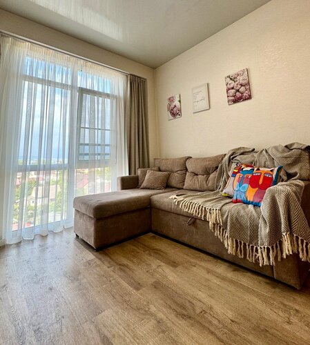 Апартаменты Апартаменты с балконом у моря в АК Набережный  в Сириусе