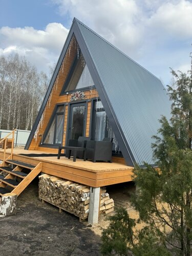 Загородный дом Домик у леса в стиле A-Frame с сибирским чаном. в Сасове
