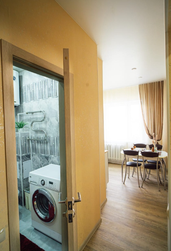 Апартаменты 671700 Республика Бурятия, г. Северобайкальск, ул. Парковая 6 в Нижнеангарске