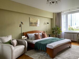 Квартира 3-комнатная (6 чел)  на Новинском б-р, д.15 (м. «Смоленская»)