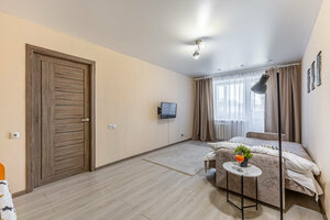 Апартаменты Бурова Петрова, 62