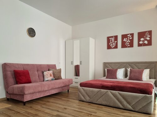 Апартаменты Рыжий Кот Комфорт (красивая квартира возле Вокзала) в Барнауле