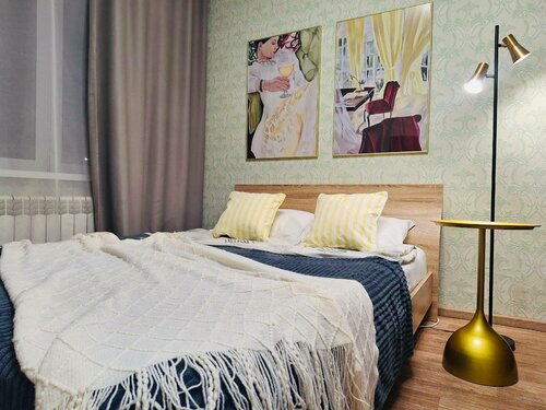 Квартира Уютная квартира в удобной локации на улице Николая Смирнова 6 в Чебоксарах