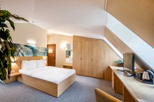 AurA Aquarelle Hotel
