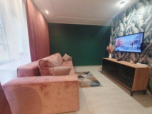 отель Февральская улица, 6