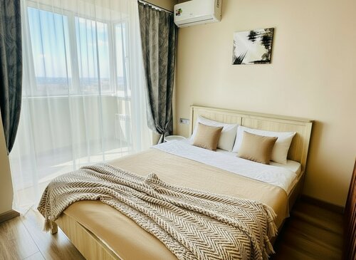 Апартаменты 1к-квартира, рядом автобусная остановка и станция электрички в Артемовском городском округе