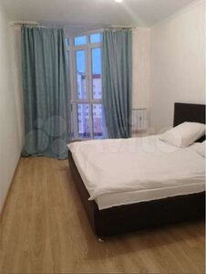 Апартаменты Апартаменты двухкомнатные на Республике, 67