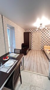 отель пр. Димитрова 8