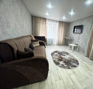 Апартаменты Двухкомнатная квартра в центре с ремонтом на ул. Комсомольская 16к2