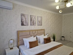 Апартаменты Апартаменты Flatirini на улице Братьев Темировых