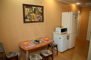 Апартаменты Ноябрьск, ул. Изыскателей, д. 41, кв.36