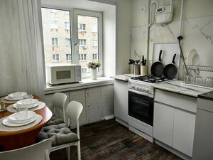 отель Недорогая двушка в центре. Есть все для комфортного проживания. Бесконтактное заселение круглосуточно. Рядом исторические обьекты.