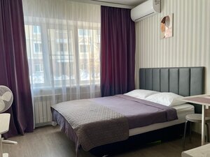 отель Студия с ванной в новом квартале На Сутки