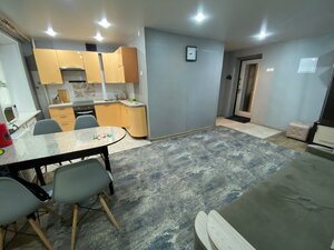 Квартира Апартаменты с 3 комнатами на Горького 62