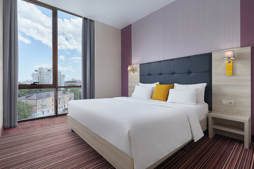 Гостиница Golden Tulip Krasnodar в Краснодаре