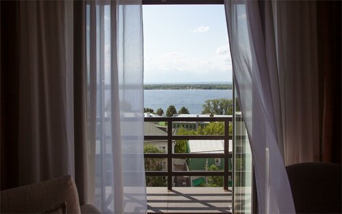 Гостиница HolidayHall Samara в Самаре