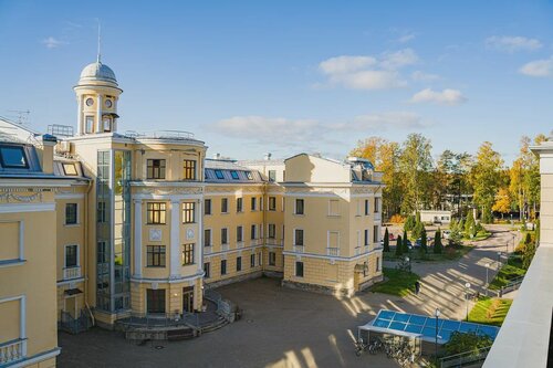 Гостиница Репинский курорт в Выборгском районе