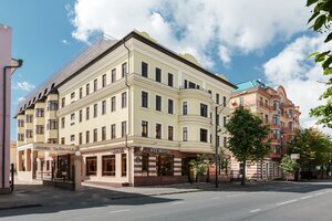 Гостиница Raymond