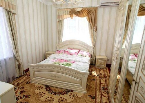 Гостиница Корона в Дулесовом