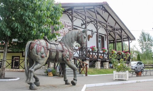Конюшенный двор  фото 7