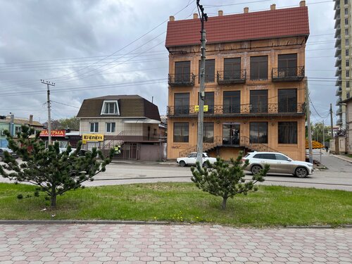 Иное жильё Площадь Свободы 43 в Астрахани