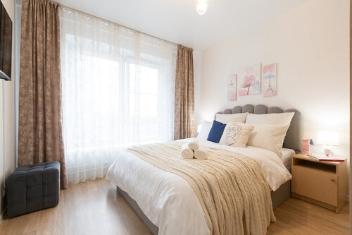 Квартира Комфортабельная Евродвушка от Life Apartments с полной комплектацией "Париж" в Алабушево