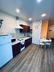 Квартира Ве Hоme -Радуга на Красных Мадьяр