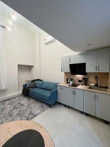  Двухуровневая студия на Большой Почтовой улице