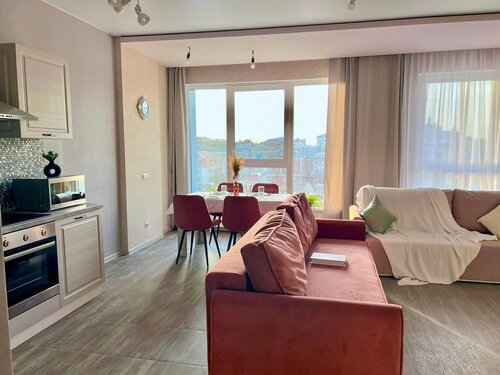 Квартира "Sunvilles" Уютная 2ка с большим бассейном и красивым видом на закаты в Казани