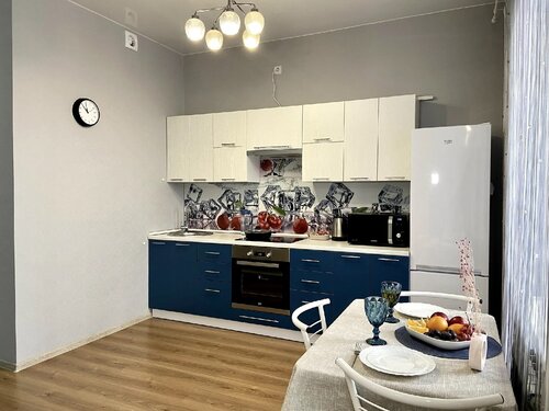 Апартаменты Happy House Студия На высоте 19 этаж Кузьминки в Омской области