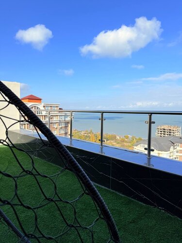 Апартаменты 🏙🌊 Современный пентхаус с панорамными окнами, террасой и видом на море в Махачкале