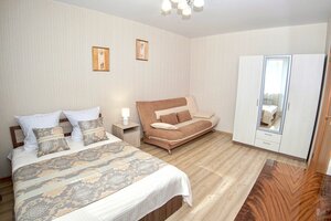 Апартаменты Превосходная Однушка в Центре - Дистанционный Заезд (Четыре Сезона)