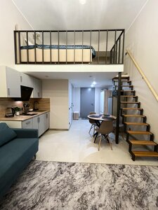  Двухуровневая студия на Большой Почтовой улице