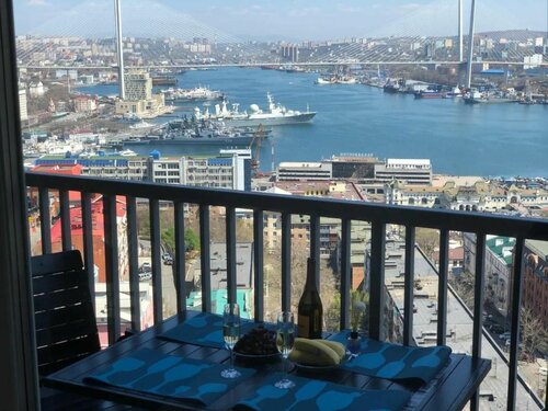 Апартаменты Тигровая улица, 16А с балконом во Владивостоке