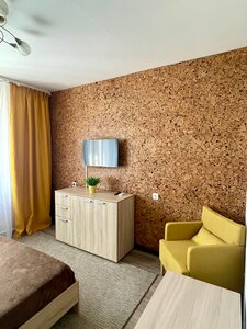 отель Постышева 45А