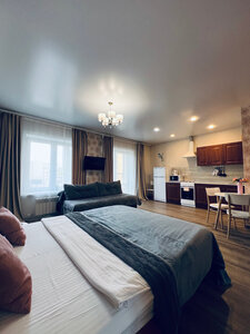 Квартира Ве Hоme -Радуга на Красных Мадьяр