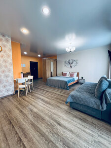 Квартира Ве Hоme -Радуга на Красных Мадьяр