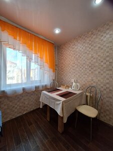 Апартаменты 2-й микрорайон, 42