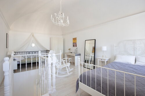 Квартира наб. Кутузова, 30 (3 этаж) в Санкт-Петербурге