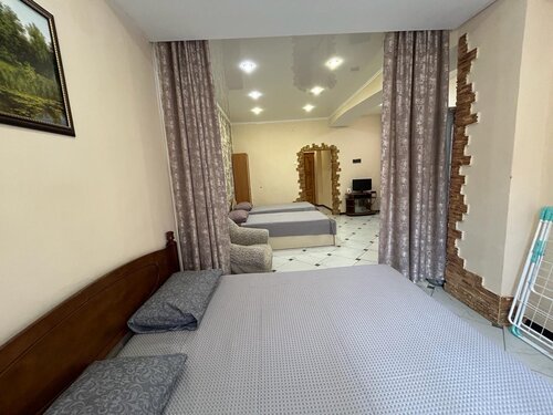 Квартира Семейная студия у Приморского парка в Ялте