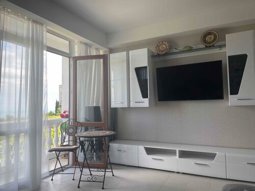 Апартаменты Пгт. Ливадия ул.Виноградная дом1Е кВ 6 в Ливадии