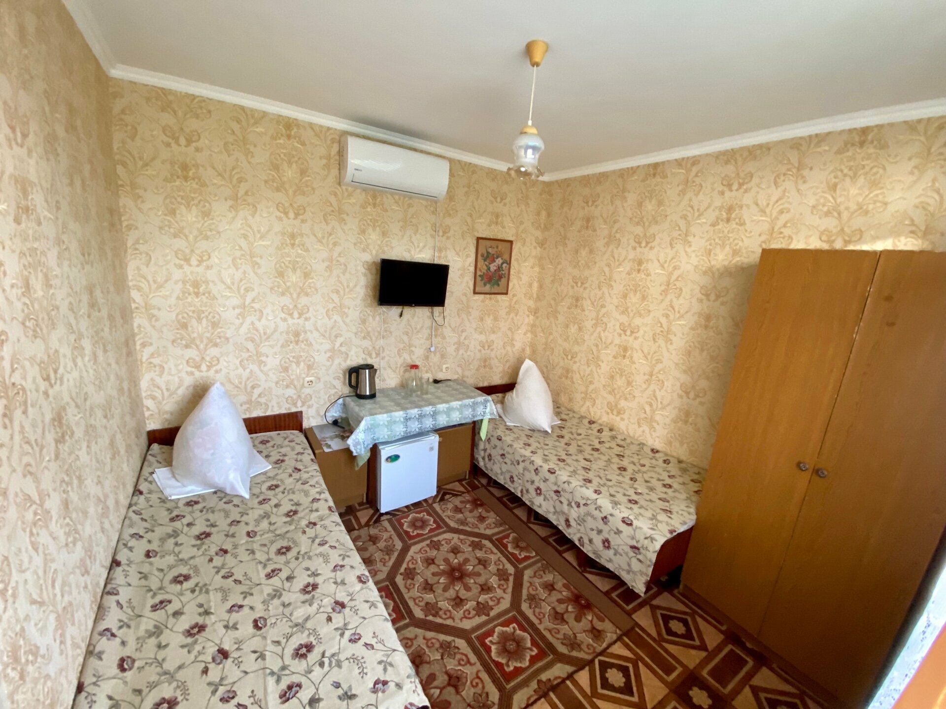 Двухместный номер с 2 отдельными кроватями и ванной