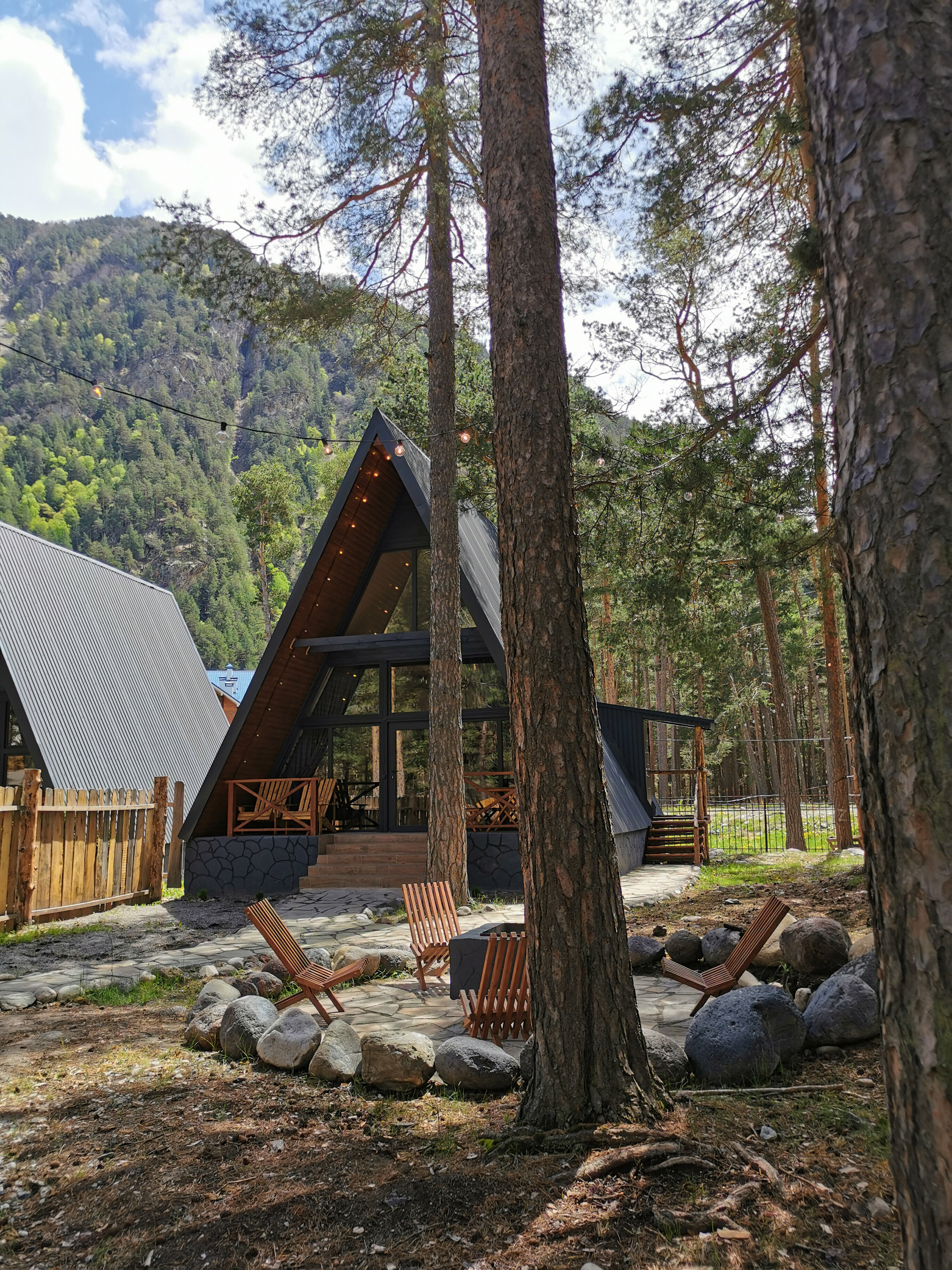 Дом с видом на горы