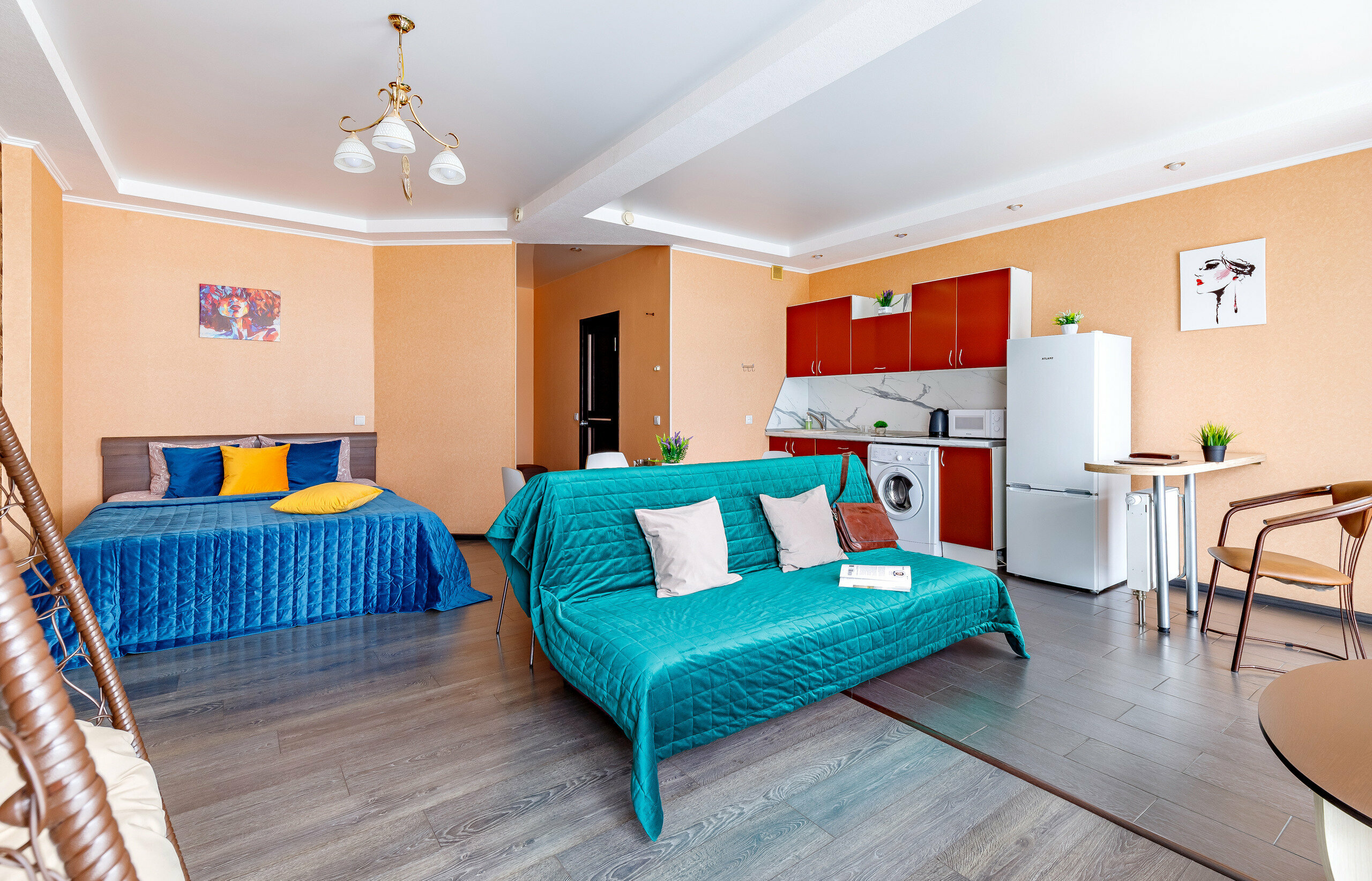 Номер-студия с кроватью размера «queen-size»