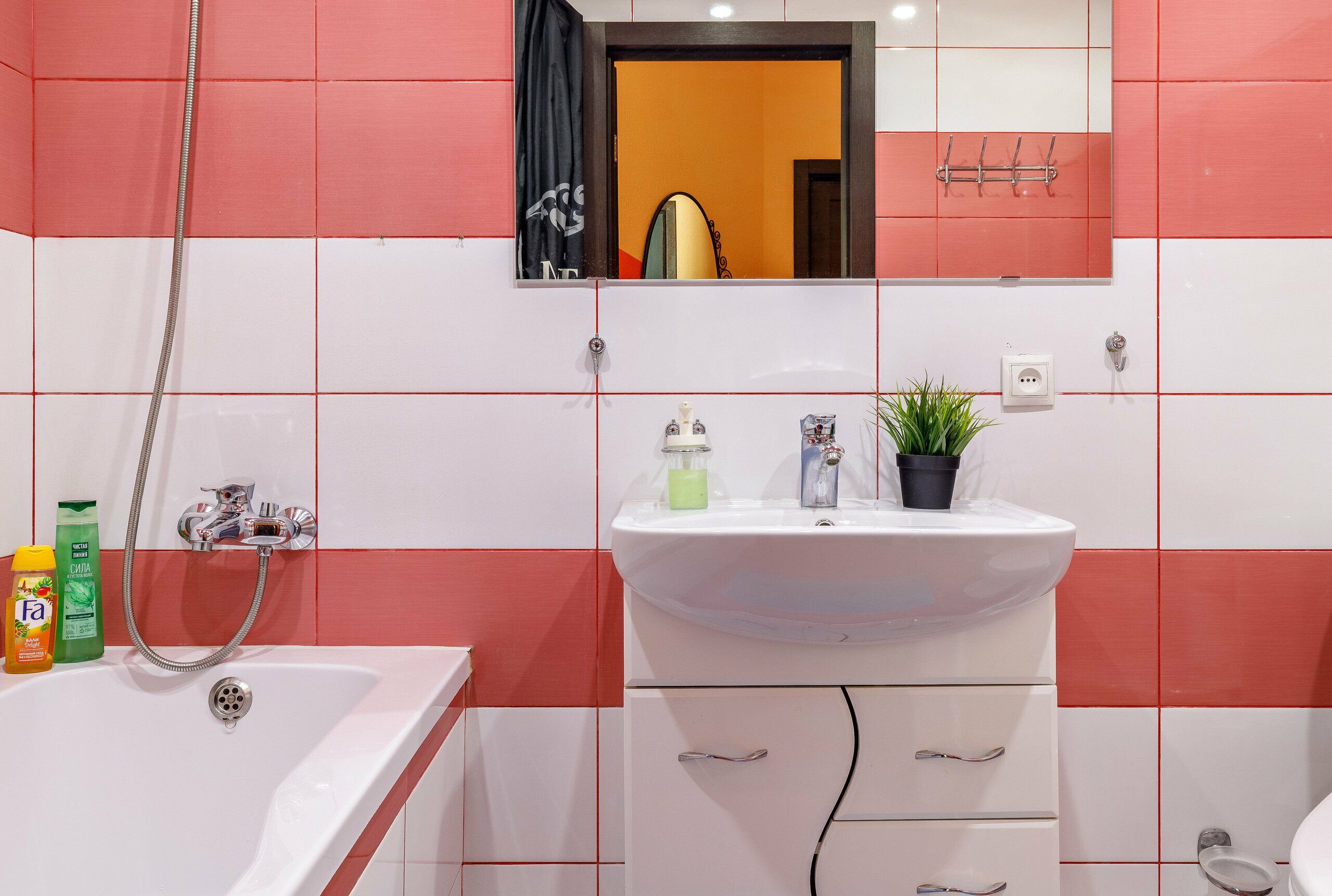 Номер-студия Делюкс с кроватью размера «queen-size»