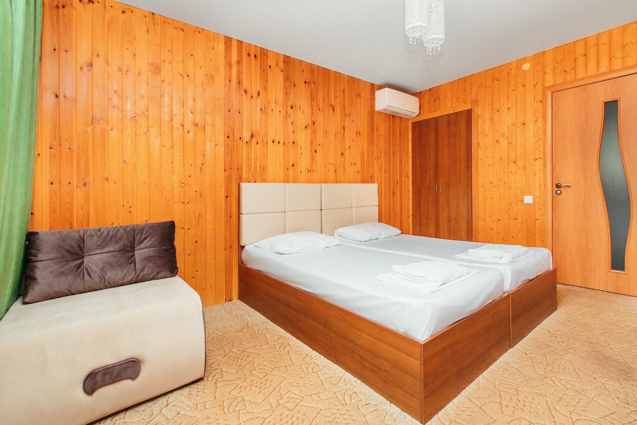 Семейный номер с балконом